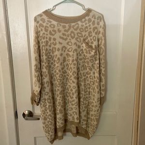 Loose knit leopard print sweater